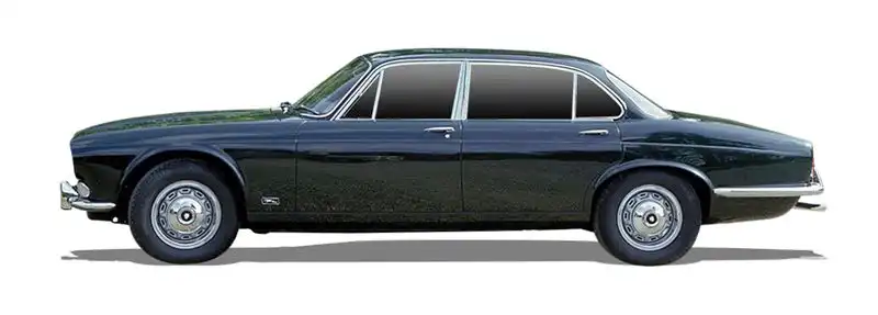 DAIMLER COUPE Double Six 5.3